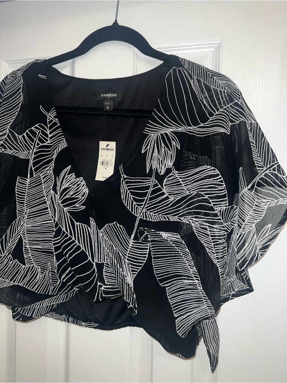 Express Black V-Neck Leaf-Print Dolman Sleeve Blouse
